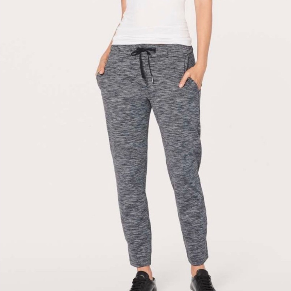 Lululemon On The Fly Pant *28" Wee Are From Space Black Slate / Black 8